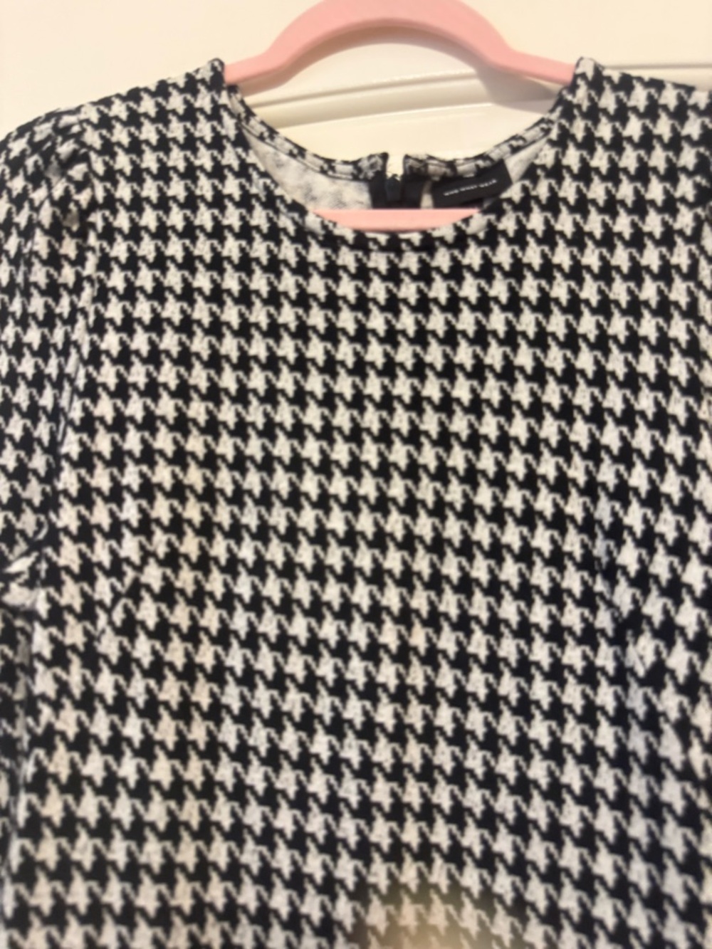 Who What Wear Black and White Houndstooth Long Sleeve Dress